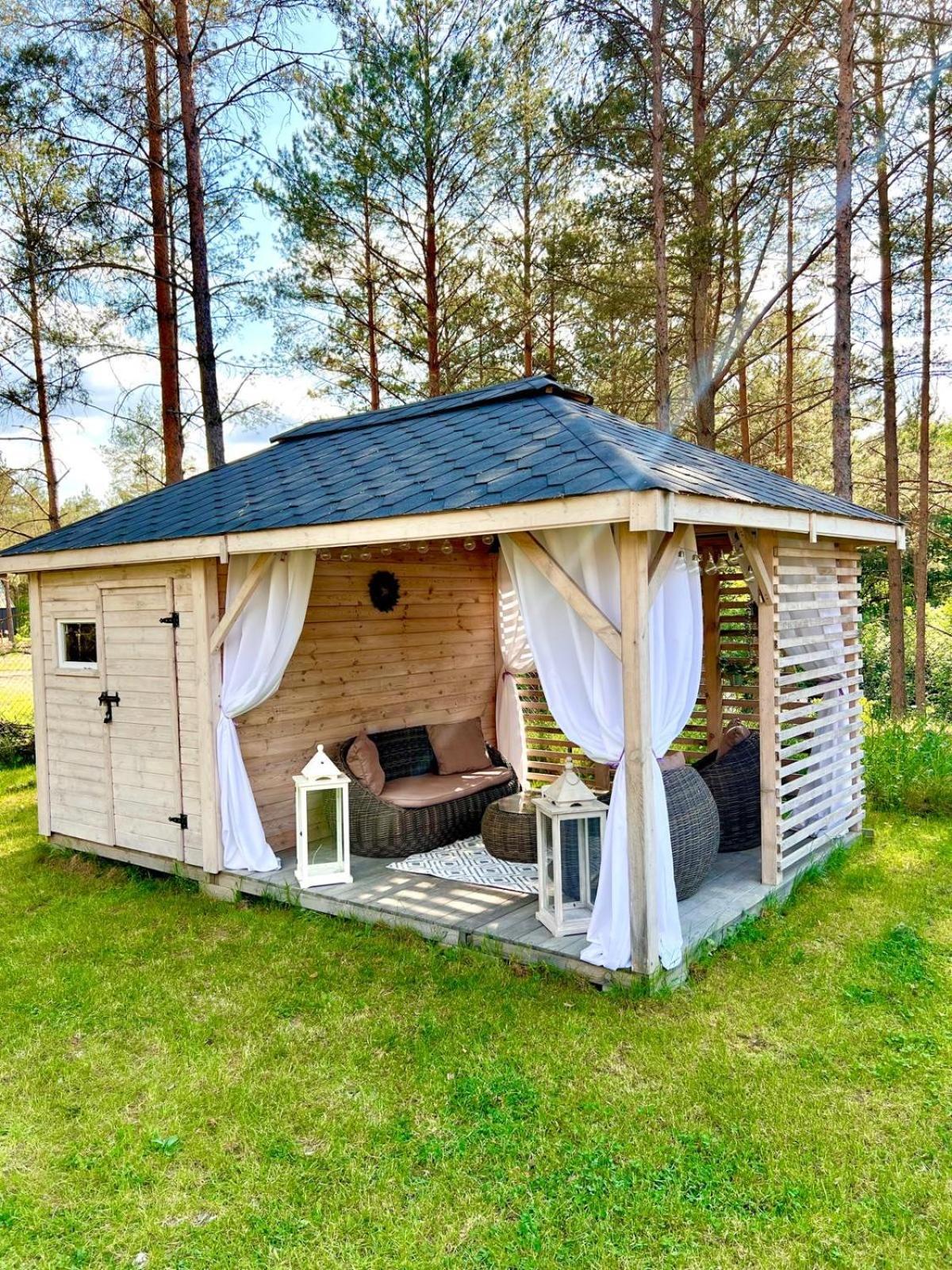 Villa Skrawek Nieba Borsk Esterno foto