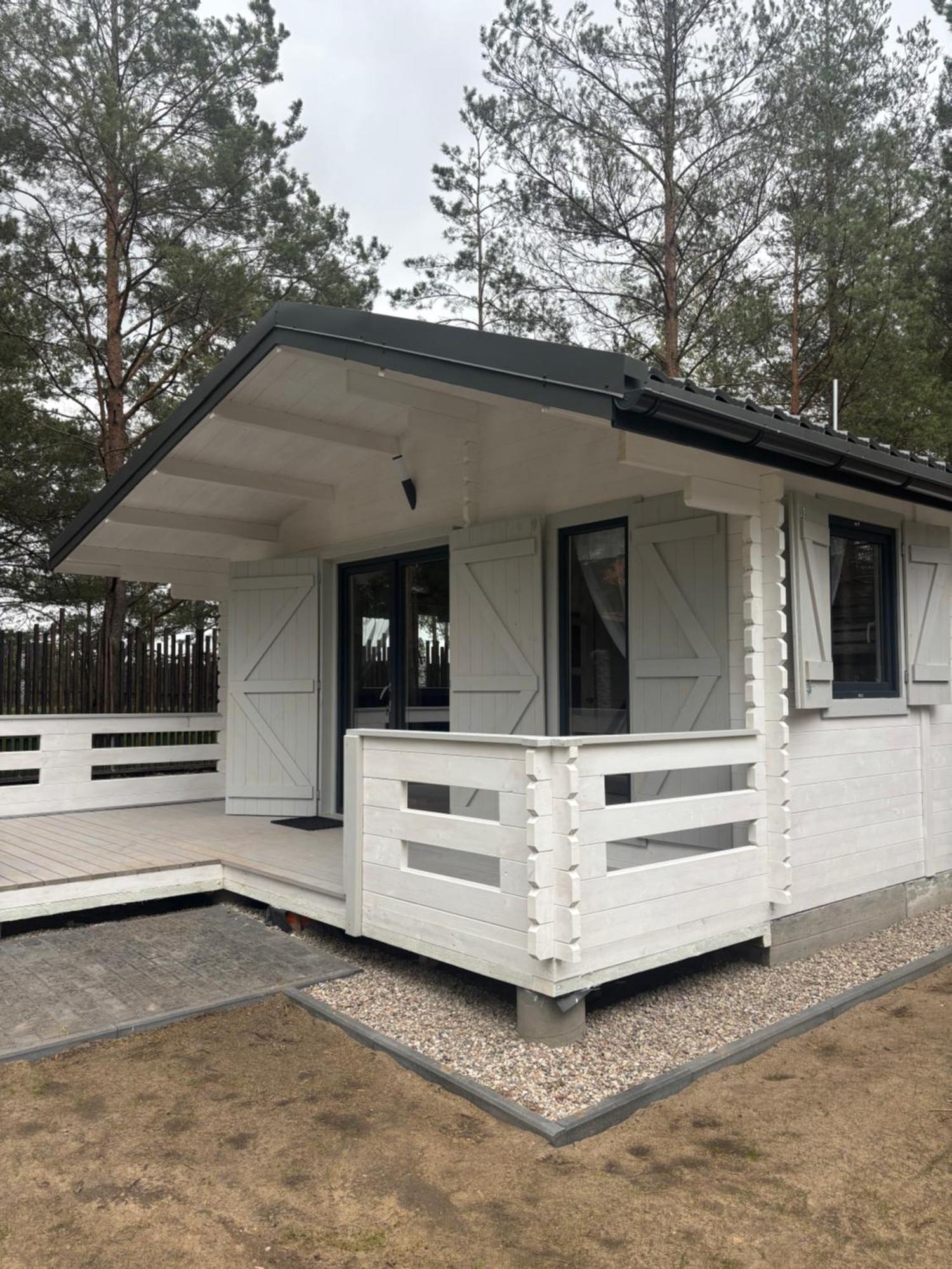 Villa Skrawek Nieba Borsk Esterno foto