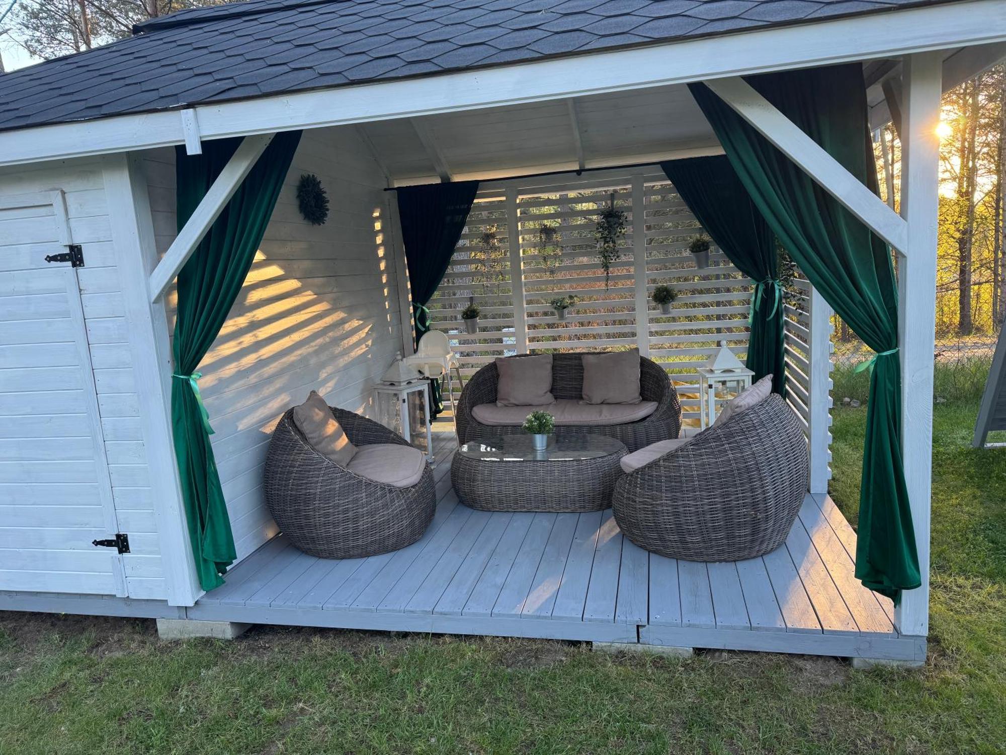 Villa Skrawek Nieba Borsk Esterno foto